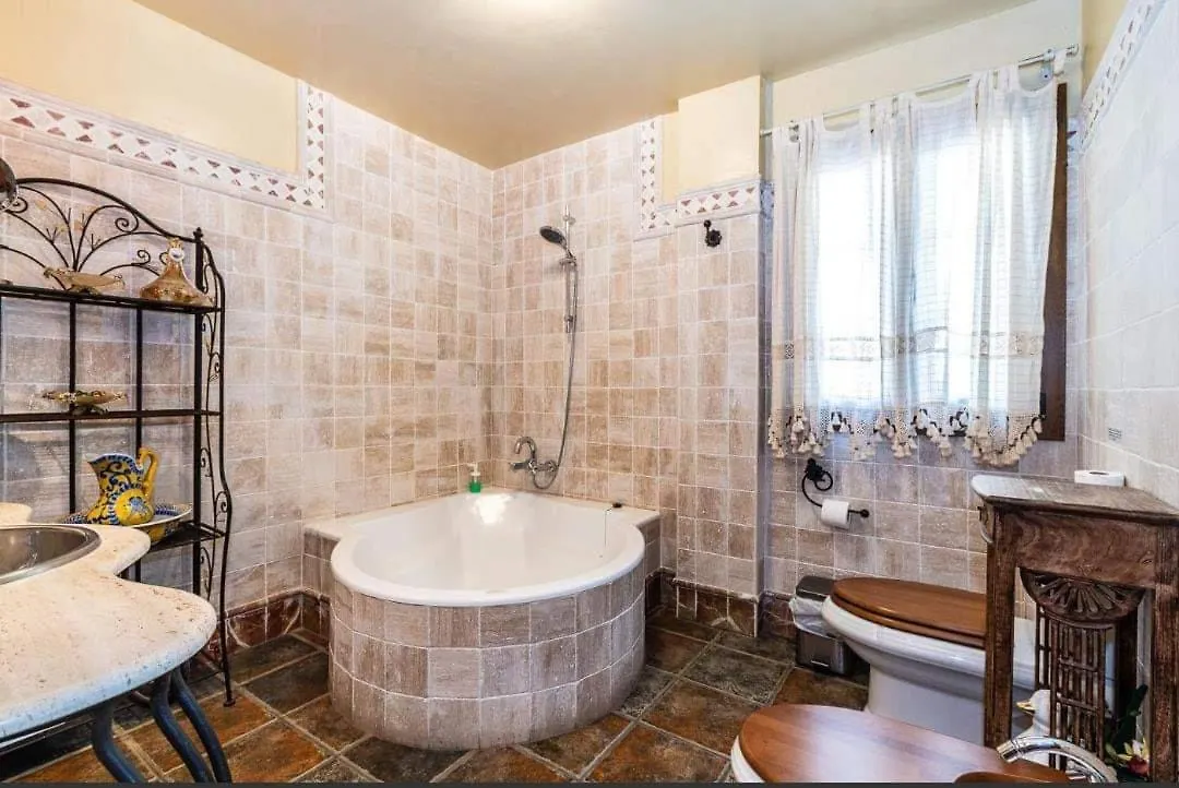 Villa Cortijo El Nino Frigiliana Málaga Spagna